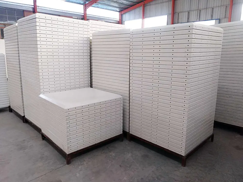 GRP, HDG & Stainless Steel Water Tanks (3)