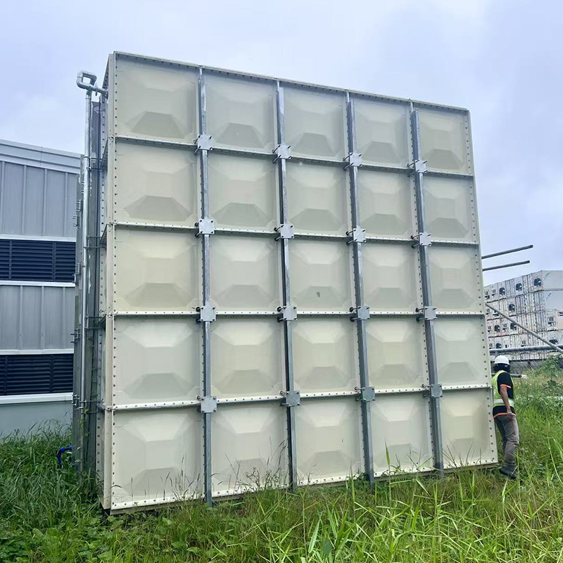 GRP Water Tank (5).jpg